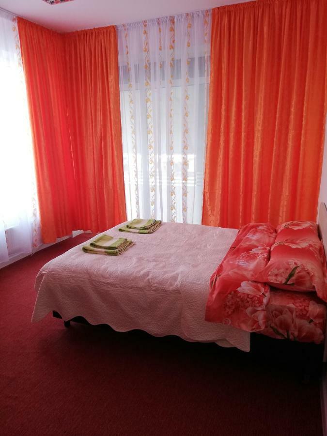 Pensiunea La Safari Targu Neamt Exteriér fotografie