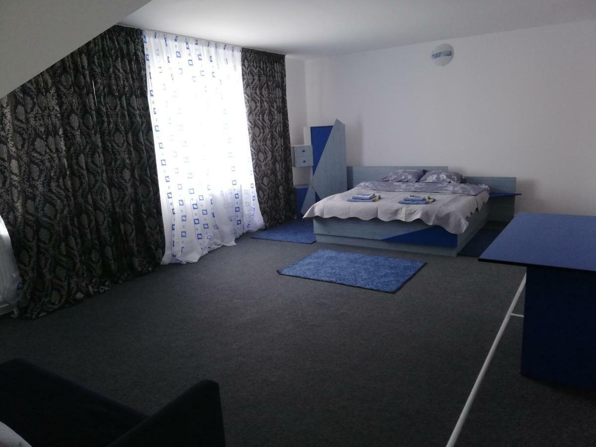 Pensiunea La Safari Targu Neamt Exteriér fotografie
